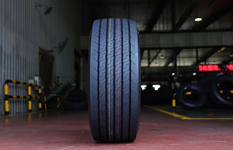 385/55R22.5 22PR GA595